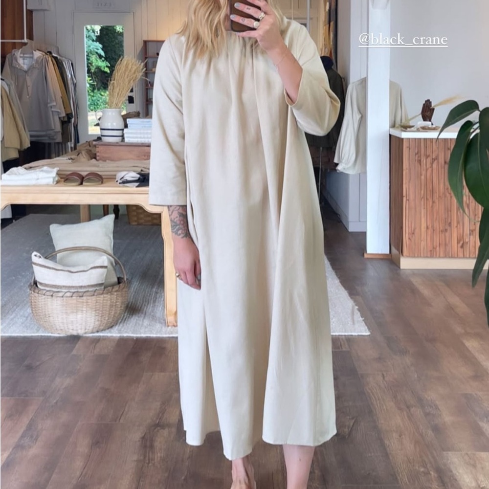 ISO Black Crane Women's Long Sleeve Cream Dress